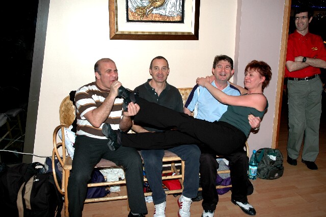 min 2006 12 25 agora 180